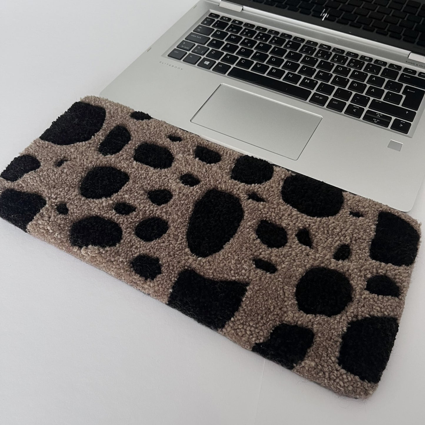 Kilimėlis prie klaviatūros „Akmenėliai“